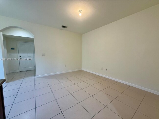 Building Photo - 3472 SE 3rd St