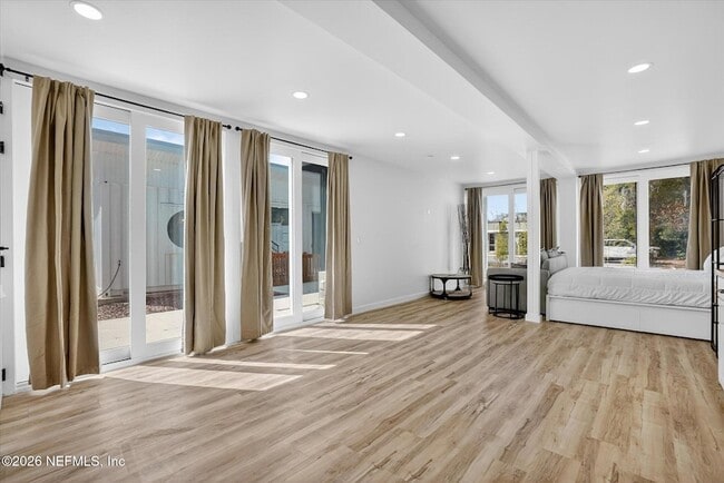 Building Photo - 8778 Waterfront Terrace