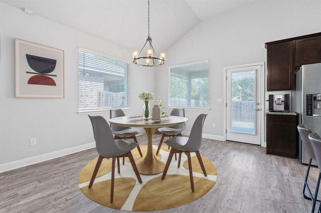 Building Photo - 9213 Margaret Jewel Ln