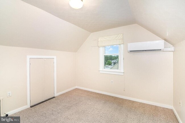 Building Photo - 6117 Nassau Rd