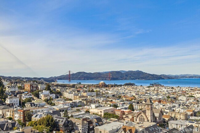 Building Photo - 2336 Broadway