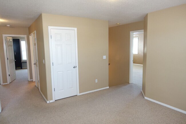Building Photo - 4-Bedroom Two-Story Home