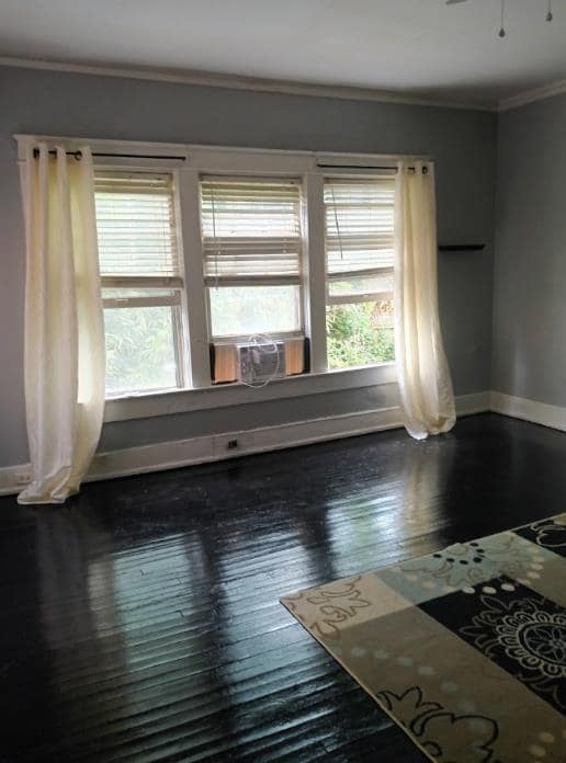 Building Photo - 2410 Arlington Crescent