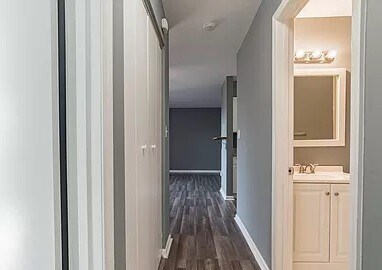 Building Photo - 200 Spring Maiden Ct
