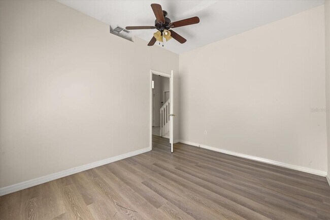 Building Photo - 628 Henley Cir