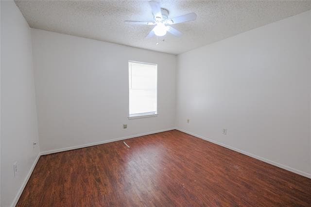 Building Photo - 507 N Walnut Creek Dr
