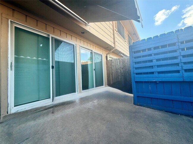Building Photo - 5800 Lumberdale Rd