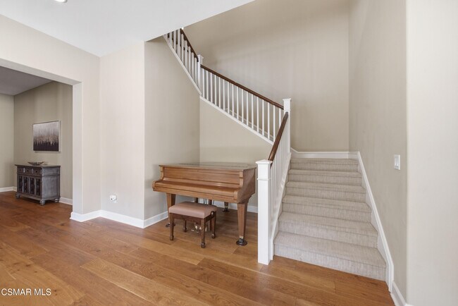 Building Photo - 138 Mayflower St