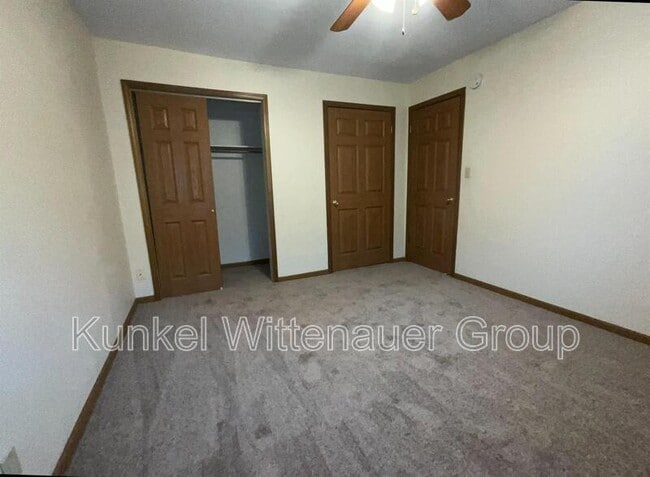 Building Photo - 1811 Jamestown Rd