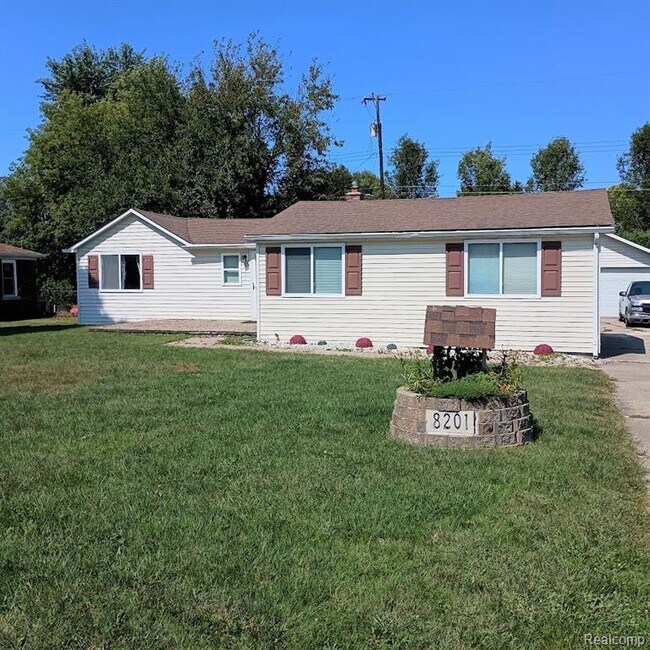 Primary Photo - 8201 Wilson Dr