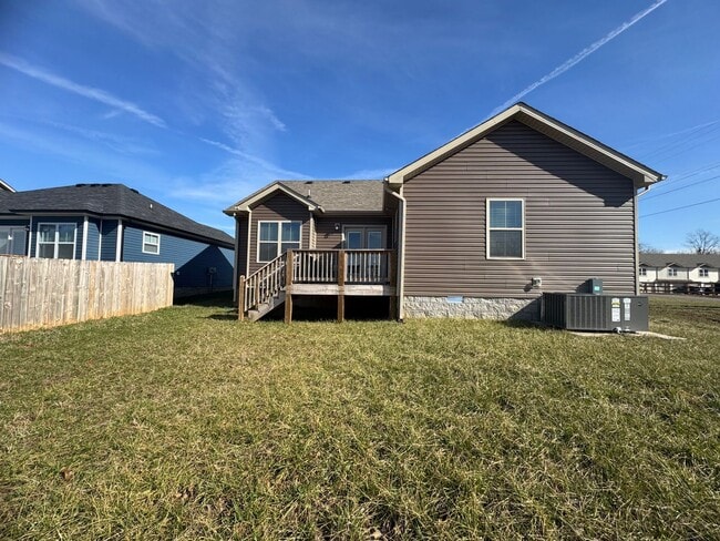 Building Photo - Gorgeous Single Family Home