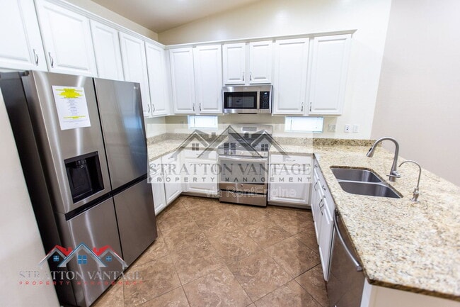 Building Photo - 7465 E Osage Ave