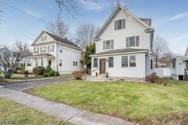 Building Photo - 71 Broad St