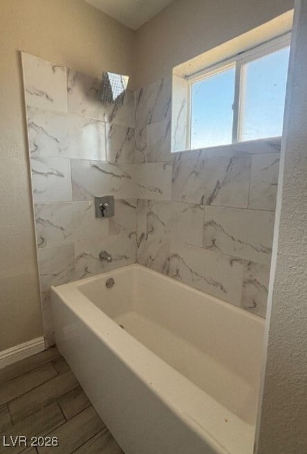 Building Photo - 718 W Wilson Ave