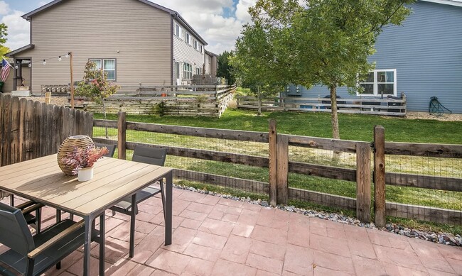 Building Photo - 282 Smith Cir