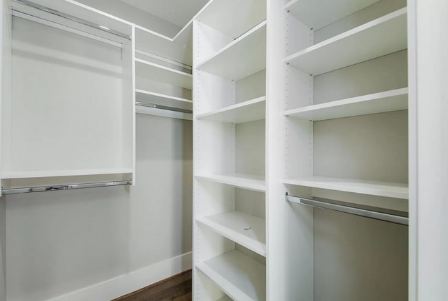 Building Photo - Greenville - 2Bd/2Ba, 995 SF