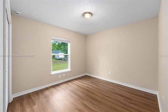 Building Photo - 6975 SE 124th Ln