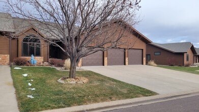 Building Photo - 1200 Duffer Dr