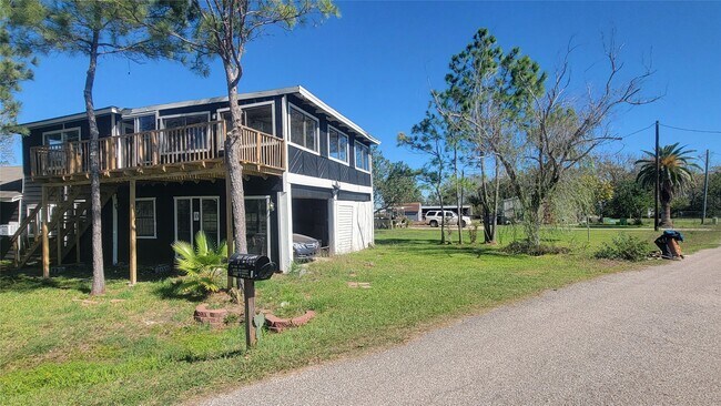 Building Photo - 12018 Sandpiper Rd