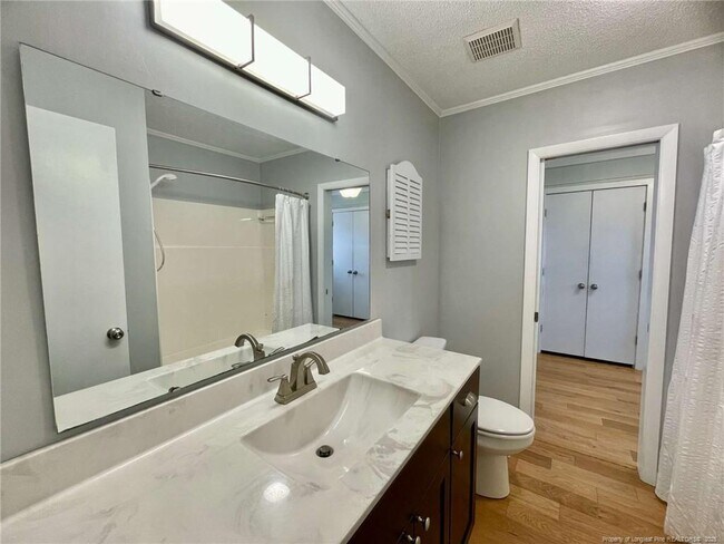 Building Photo - 2309 Village Dr