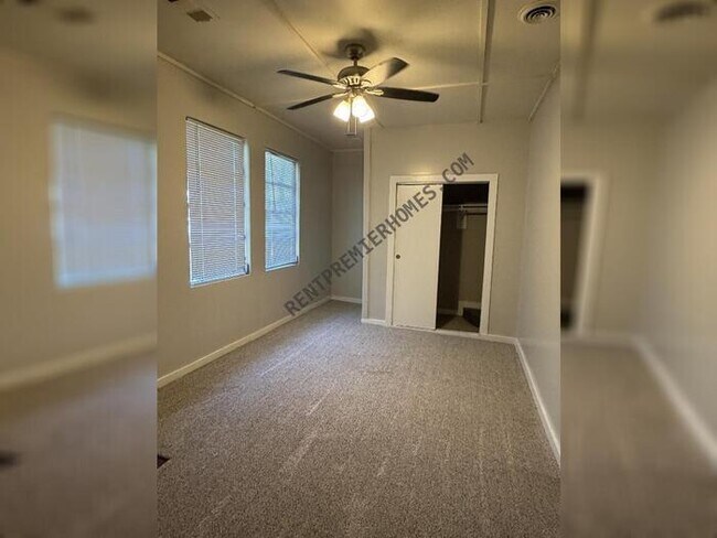 Building Photo - 7720 Bradley Dr