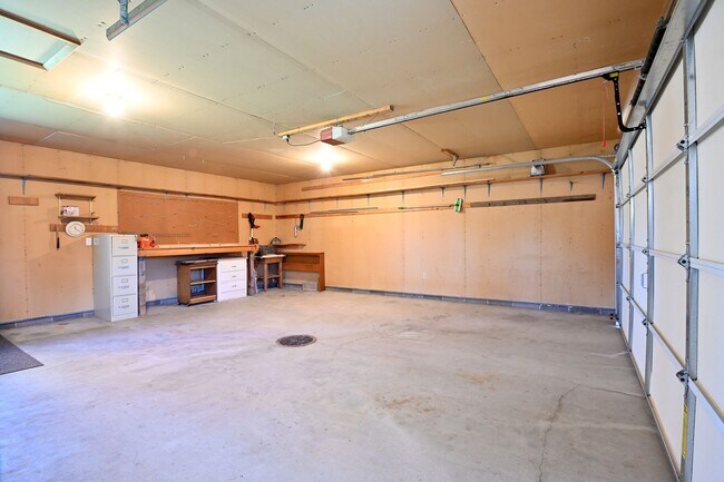 Building Photo - 272 WY-335