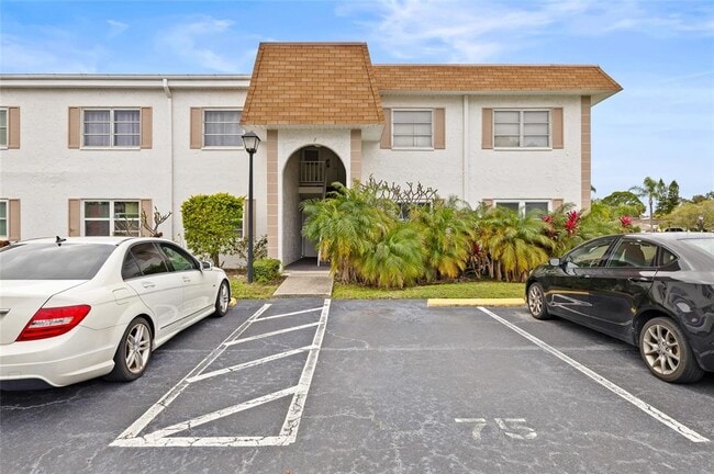 Building Photo - 379 S McMullen Booth Rd