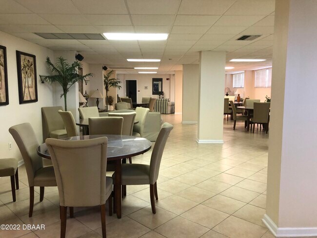 Building Photo - 1415 Ocean Shore Blvd