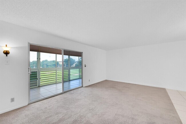 Building Photo - 3402 Bimini Ln