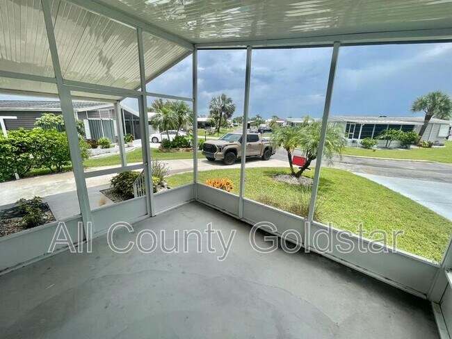 Building Photo - 415 Villa Nueva Cir