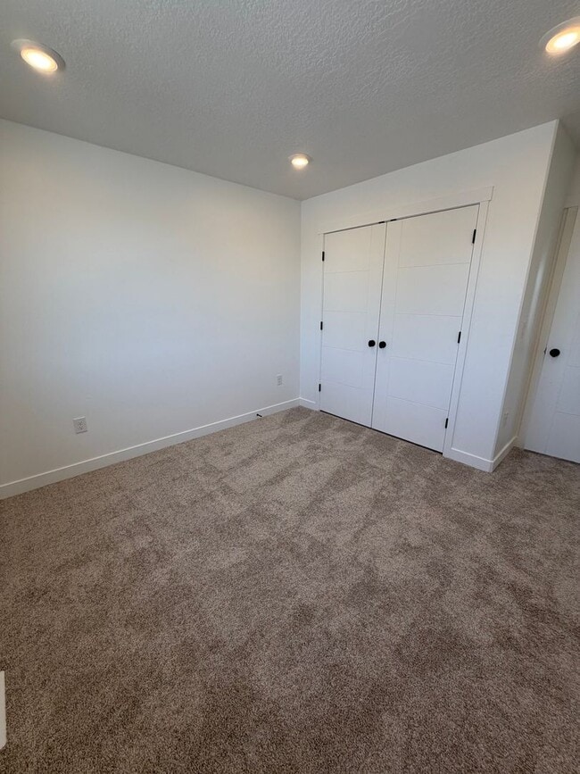 Building Photo - BRAND NEW HOME!!!
