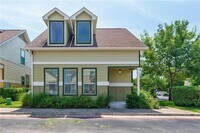 Building Photo - 10700 Macmora Rd