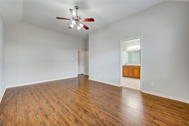 Building Photo - 6030 Starbrook Creek Dr