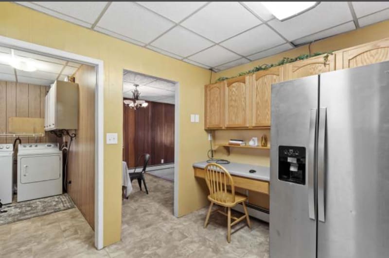 Building Photo - 305 Zuni Dr