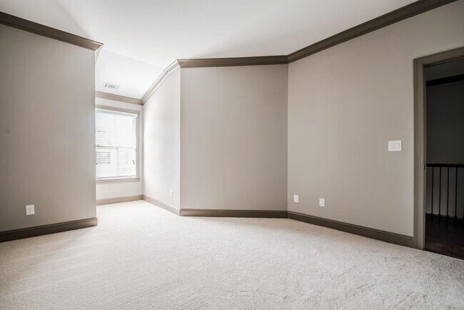 Building Photo - 1435 Druid Manor Blvd