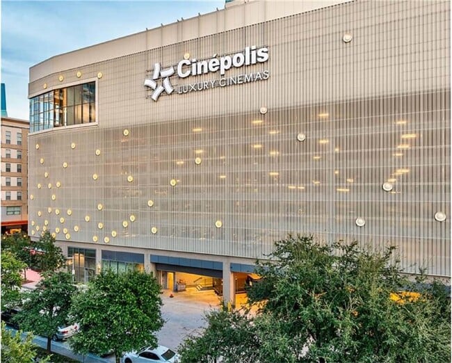 Building Photo - 3038 Nowitzki Way