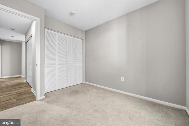 Building Photo - 5907 Wood Sorrels Ct