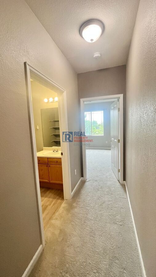 Building Photo - 9611 W Coco Cir