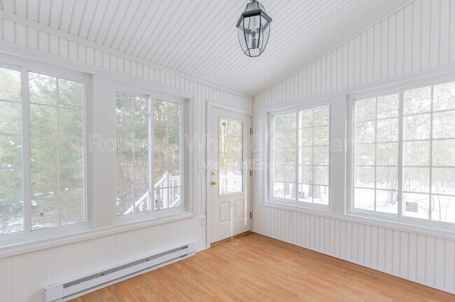 Building Photo - 57 Ellise Rd