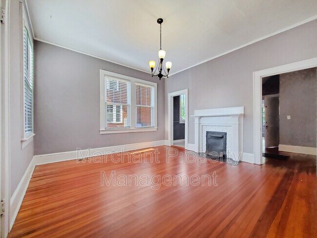 Building Photo - 9 David St