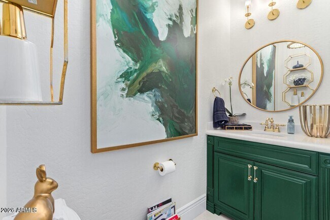 Building Photo - 2061 E Prescott Pl