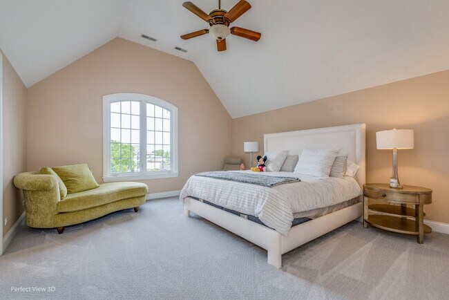 Building Photo - 1235 MacAlpin Dr