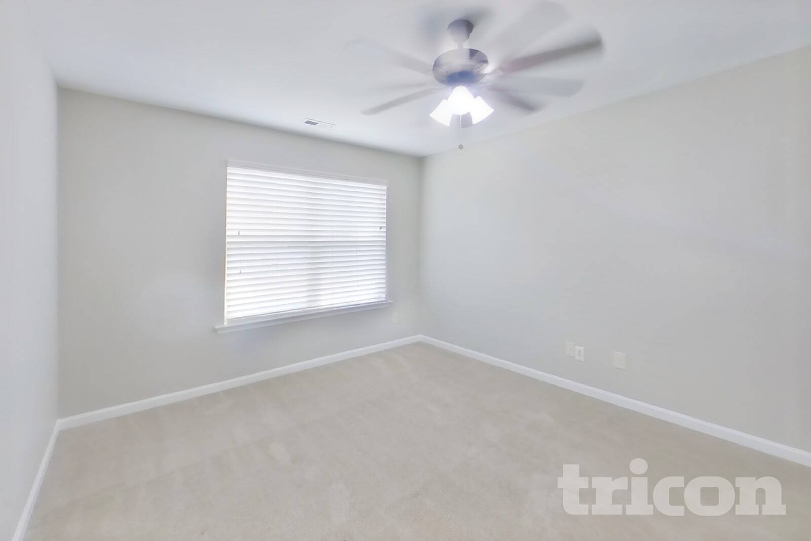 Building Photo - 155 Hickory Hills Dr