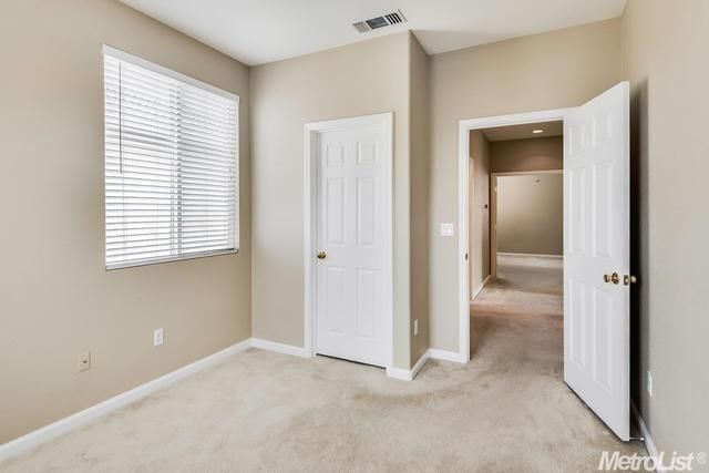 Building Photo - 5348 Baccus Way