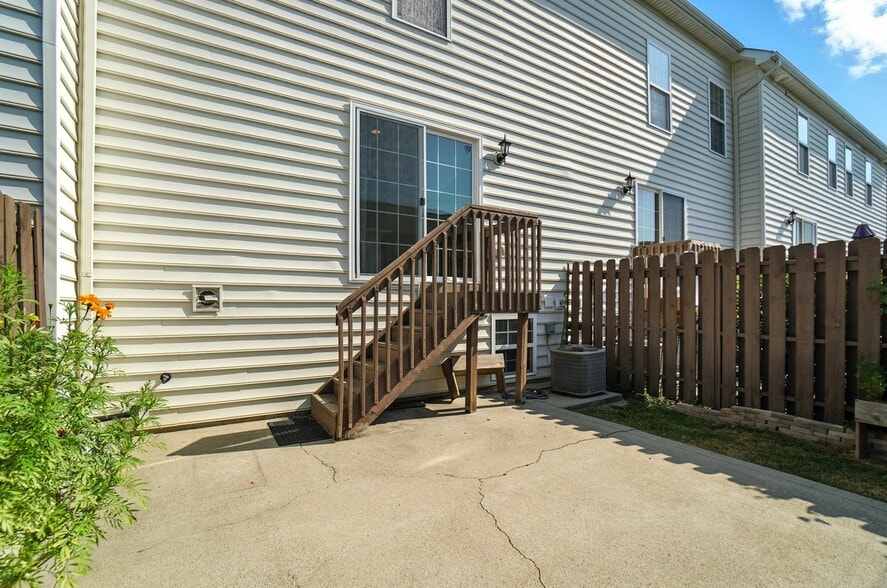 Private patio and yard - stairs have been rebuilt - 6169 Needletail Rd