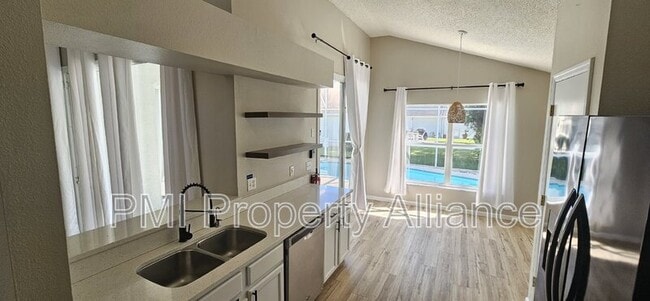 Building Photo - 4902 Monarch Ln