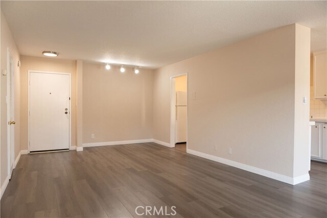 Building Photo - 2386 E Del Mar Blvd