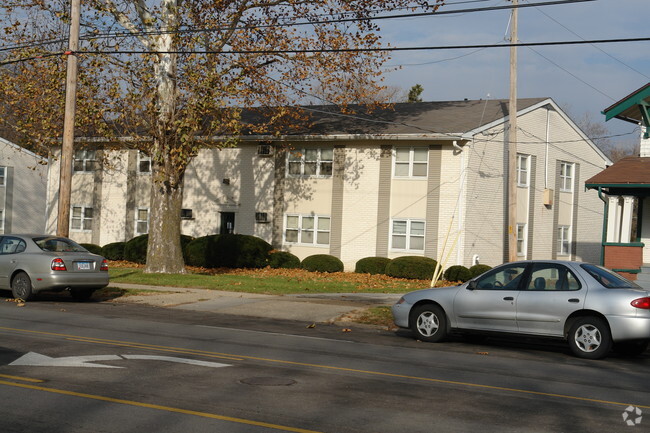 University Park Apartments - University Park Place