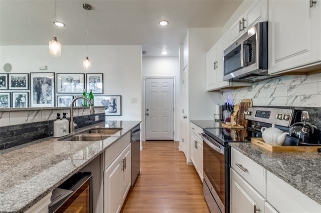 Building Photo - 3121 Rutz St