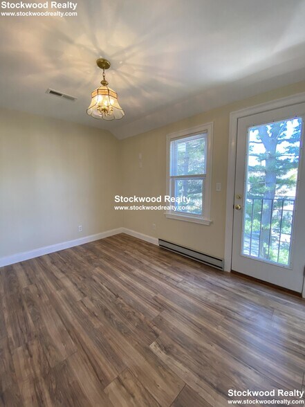 Building Photo - 18 Haverford St